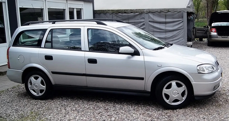 Opel Astra cena 6500 przebieg: 216000, rok produkcji 1999 z Szczecin małe 781